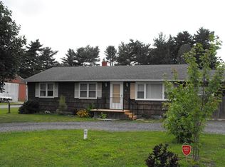 55 Barratts Chapel Rd, Felton, DE 19943