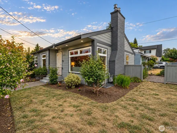 8804 5th Avenue NE, Seattle, WA 98115