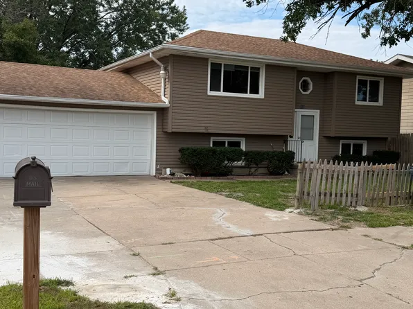 511 Adams St, Lincoln, NE 68521