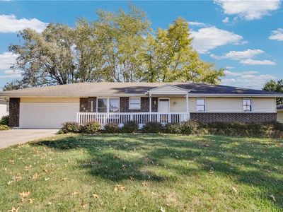 844 E 1st St, Peculiar, MO, 64078