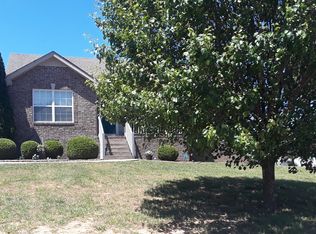 518 Polo Ln, Springfield, TN 37172