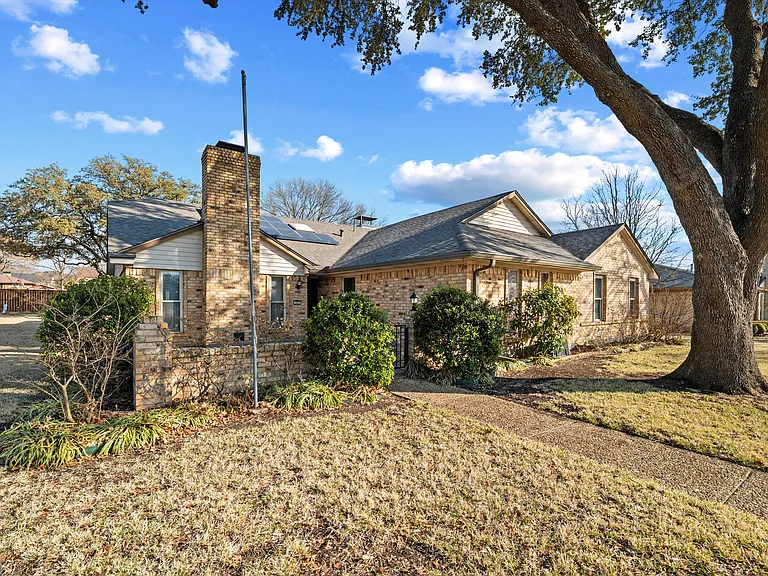 322 N Greenstone Ln — Photo 46