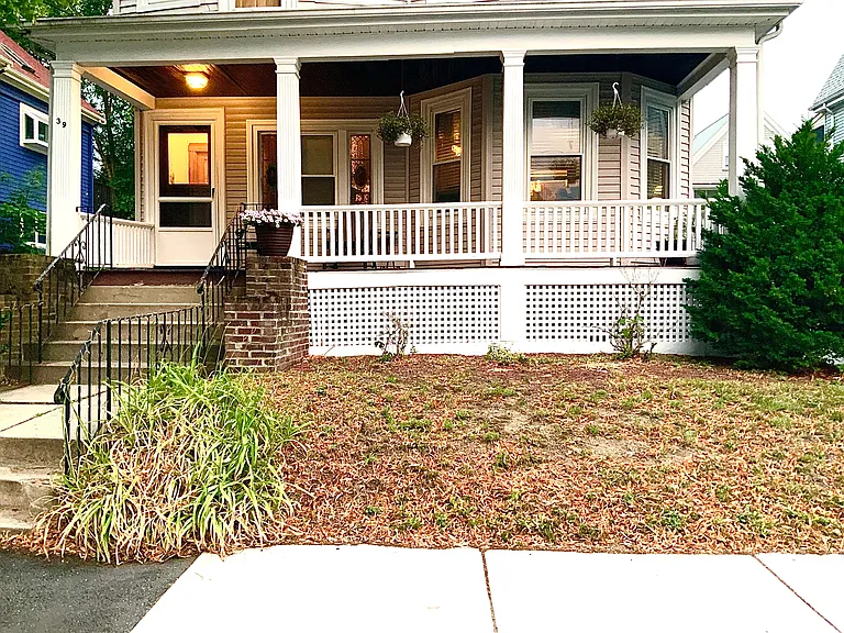 39 Everett St #1 — Photo 20