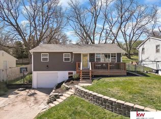 12323 B St, Omaha, NE 68144