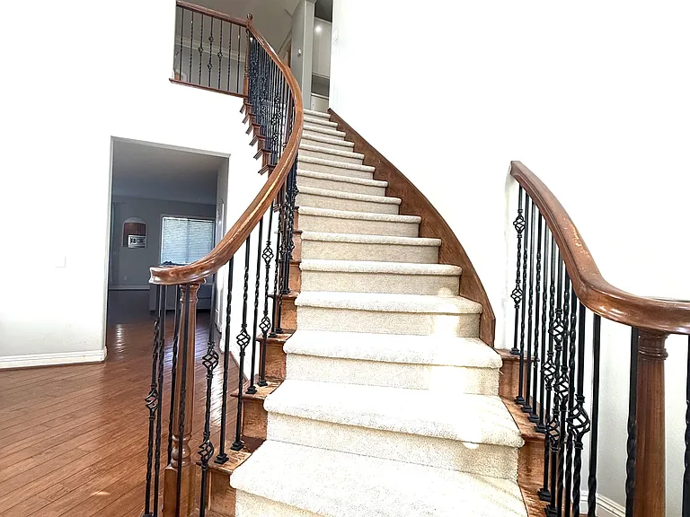 1520 Hillsborough St — Photo 7