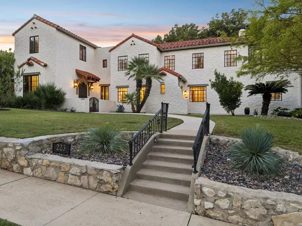 223 Cloverleaf Ave, Alamo Heights, TX 78209