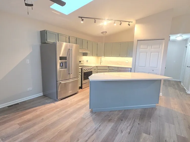 423 S 3rd St #2 — Photo 3