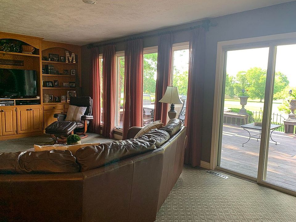 2nd image of 8208 Interlochen Dr