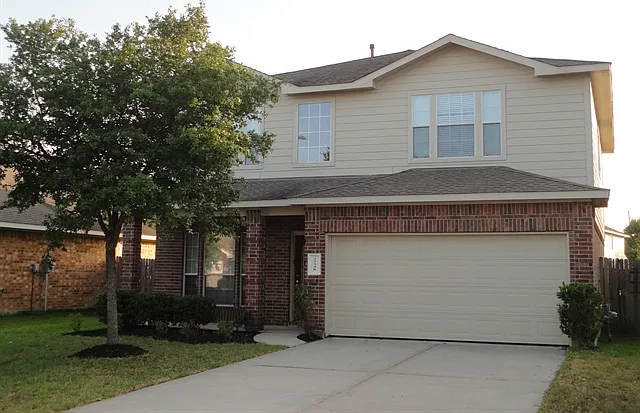 32338 Golden Oak Park Ln