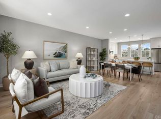 2559 Delphinium Ln, Carlsbad, CA 92008