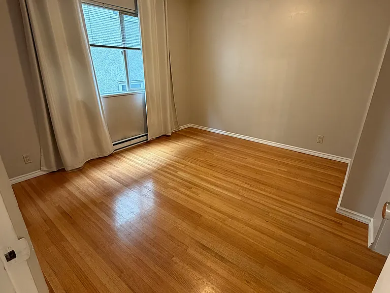 1330 W 14th Ave #7 — Photo 12