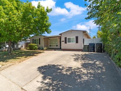 5911 67th St, Sacramento, CA, 95824