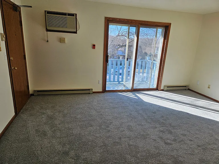 670 Foxtree Cir #1C — Photo 6