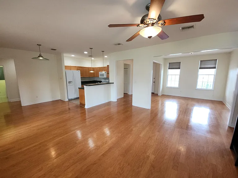 3625 Longfellow Rd — Photo 8
