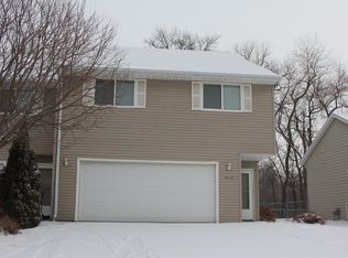 4108 W Newcomb Dr, Sioux Falls, SD 57106