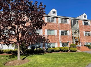72 Fernview Ave APT 3, North Andover, MA 01845