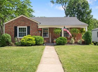 307 Carmel Dr, Saint Louis, MO