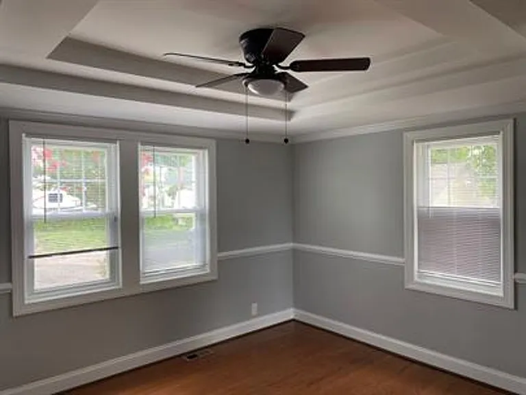 4319 Kenwood Avenue W Bath #5-850 — Photo 19