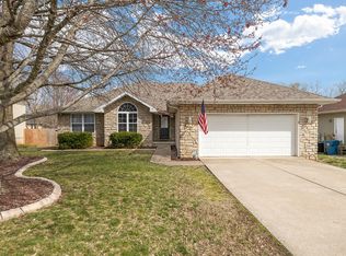 5710 S Wedgewood Ave, Springfield, MO 65810