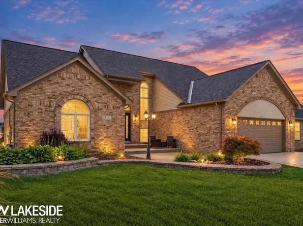 53572 Villa Rosa Dr, Macomb, MI 48042