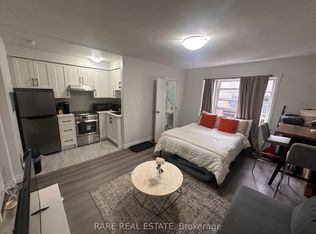 130 Macpherson Ave #14, Toronto, ON M5R1W8