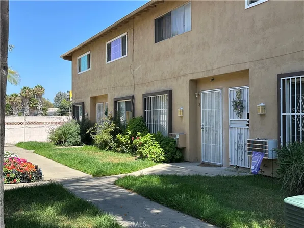 1602 N King M3 St, Santa Ana, CA 92706