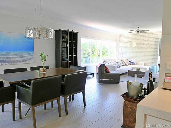 5th image of 10110 W Bay Harbor Dr APT 3