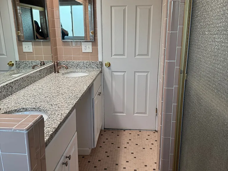 33905 Clifton Dr — Photo 9