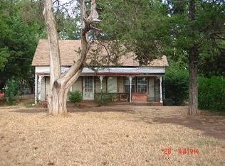 706 S Railroad St, Marlow, OK 73055