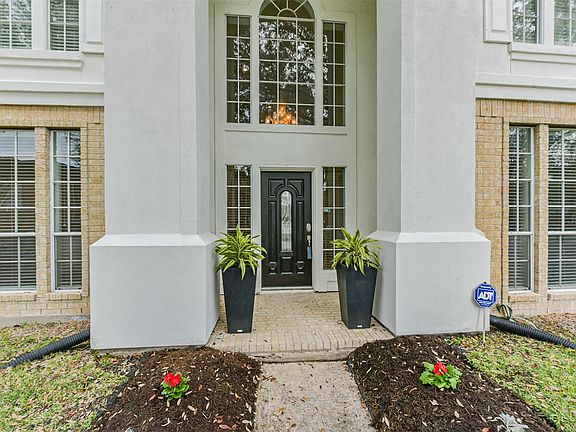 2nd image of 14418 Gadshill Cir