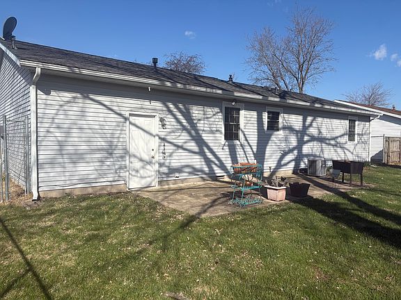 3rd image of 525 Kristy Dr