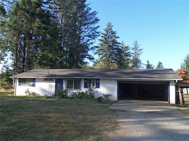 1st image of 2225 Evergreen Ln
