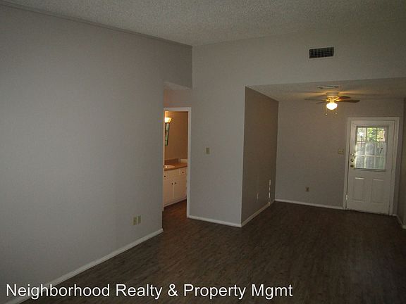 5th image of 10409-B Golden Meadow Dr