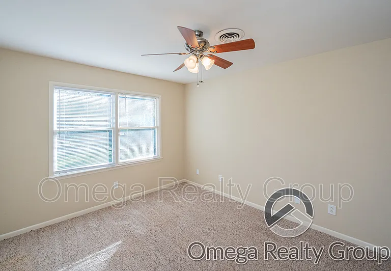 1919 Chandalar Ct — Photo 44
