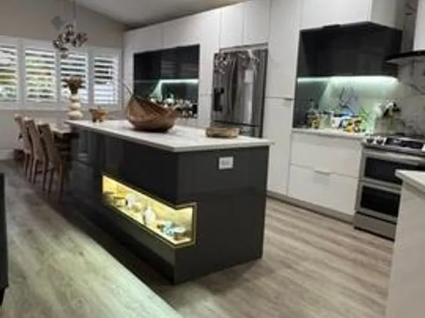 672 NW 45th Ave, Deerfield Beach, FL 33442