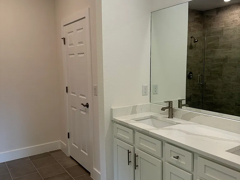 6370 W Oak Park Blvd — Photo 6