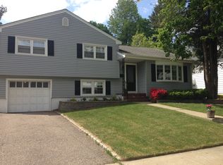 42 Golf Rd, Bloomfield, NJ 07003