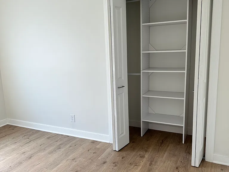 4570 Macarthur Blvd NW #207 — Photo 10