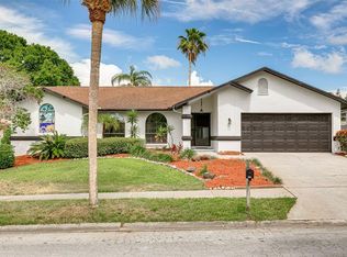 567 Allens Ridge Dr E, Palm Harbor, FL 34683
