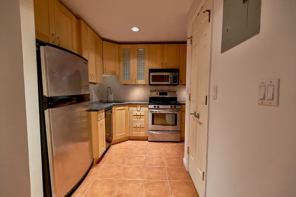 Rented by Harlem Lofts | media 25