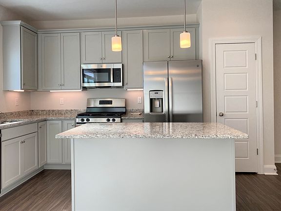 3rd image of 20 Camden Woods Trl #215C