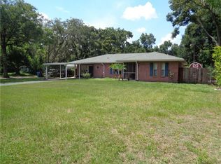 827 W Wheeler Rd, Brandon, FL 33510