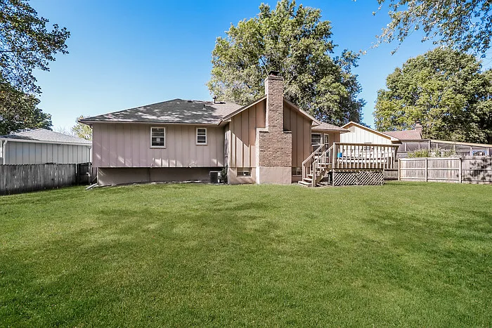 7912 Southview Dr — Photo 11