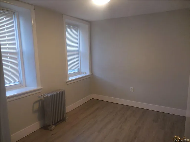 78 Duncan Ave #4 — Photo 10