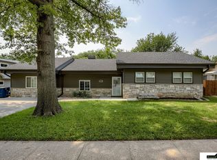 3921 S 19th St, Lincoln, NE 68502