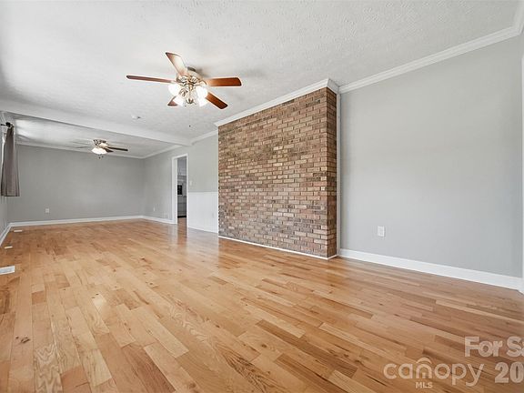 4th image of 4421 Calico Rd