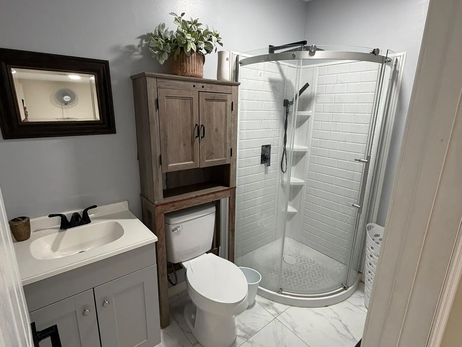 1 bed, 576 sqft, $1,300 — Photo 3