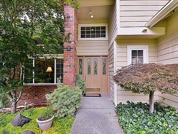 3rd image of 17337 213th Ave NE