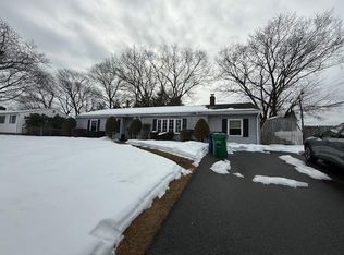 140 Tanner Ave, Warwick, RI 02886