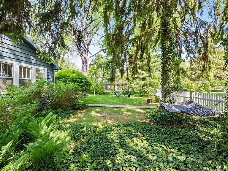 15616 Nannene Ave — Photo 24